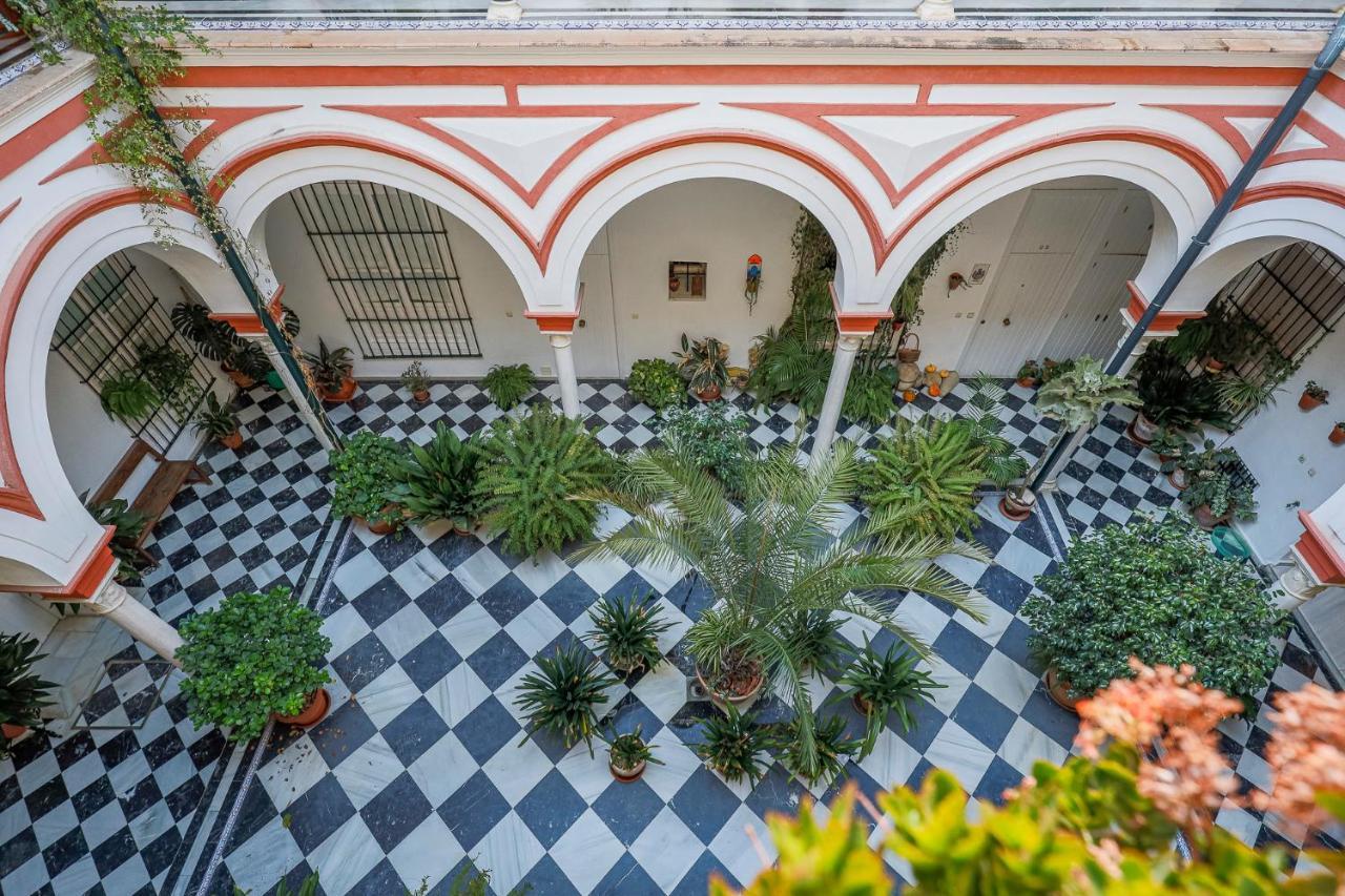 Apt. Casa Palacio Santa Cruz Cathedral Views - Séville Extérieur photo